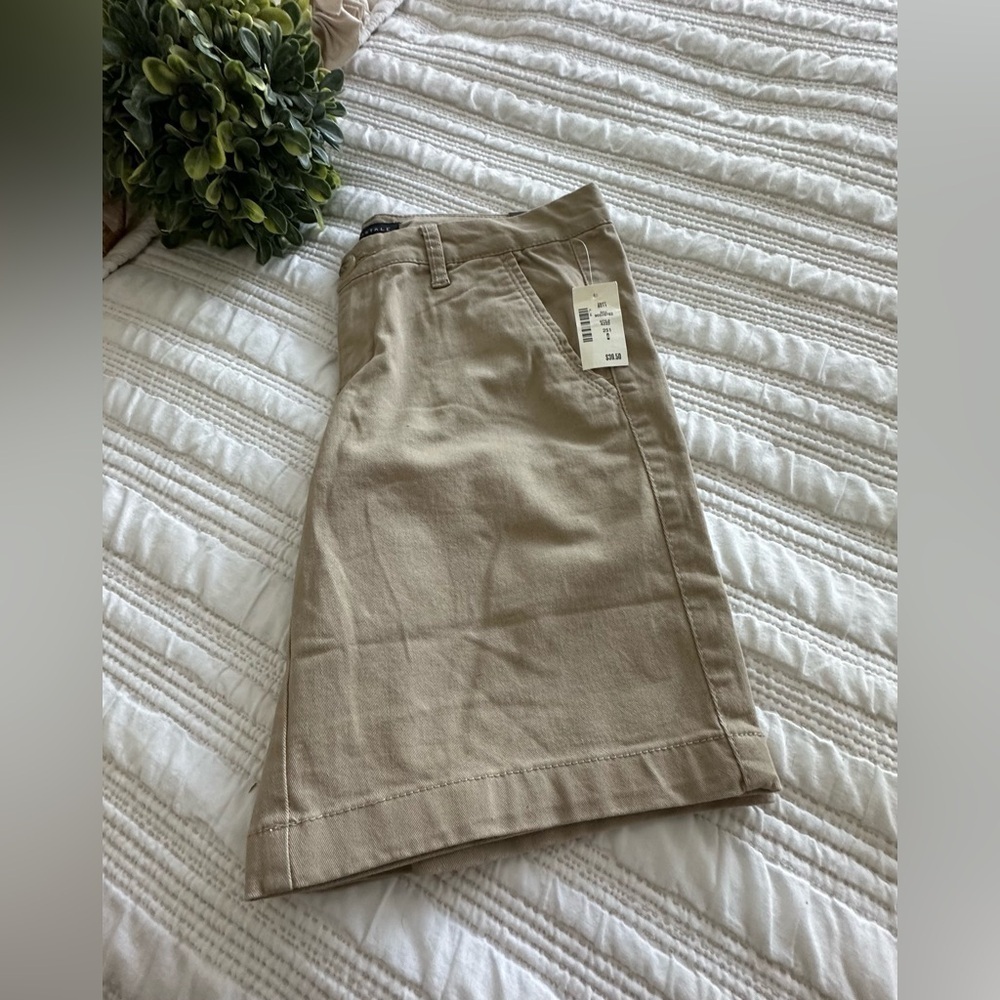 Aeropostale Women’s Bermuda Shorts Size 4